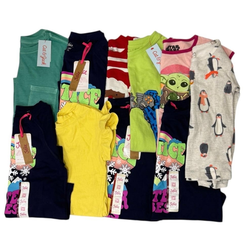 Lot of 10 blouses for Kids, different designs, sizes and colors. - Picture 4 of 5
